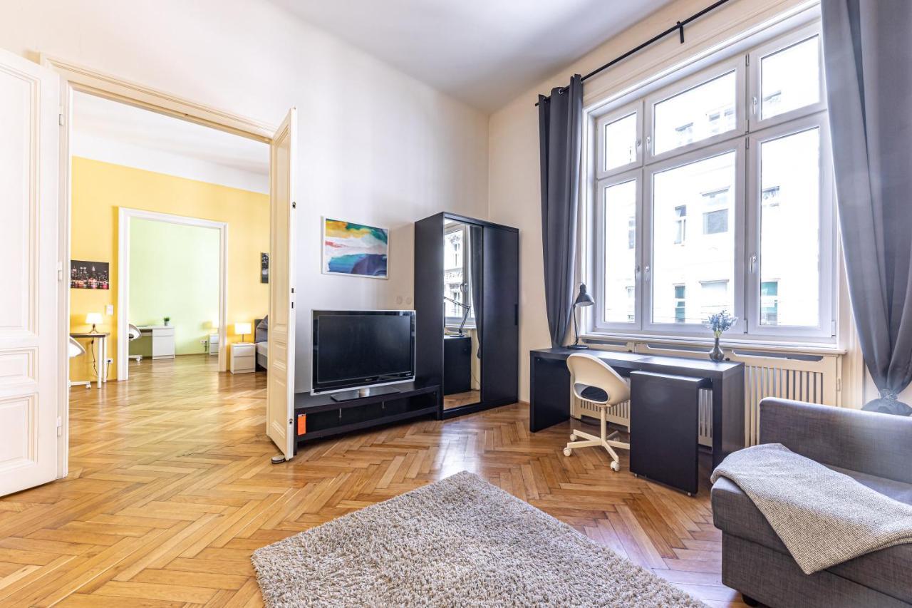 The Hub Vienna By Jr City Apartments Екстер'єр фото