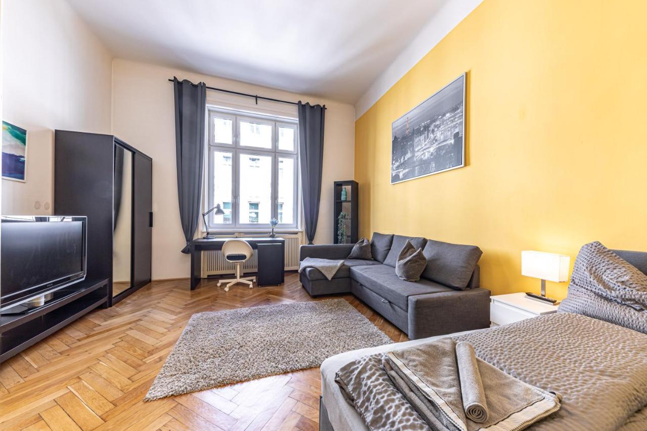 The Hub Vienna By Jr City Apartments Екстер'єр фото