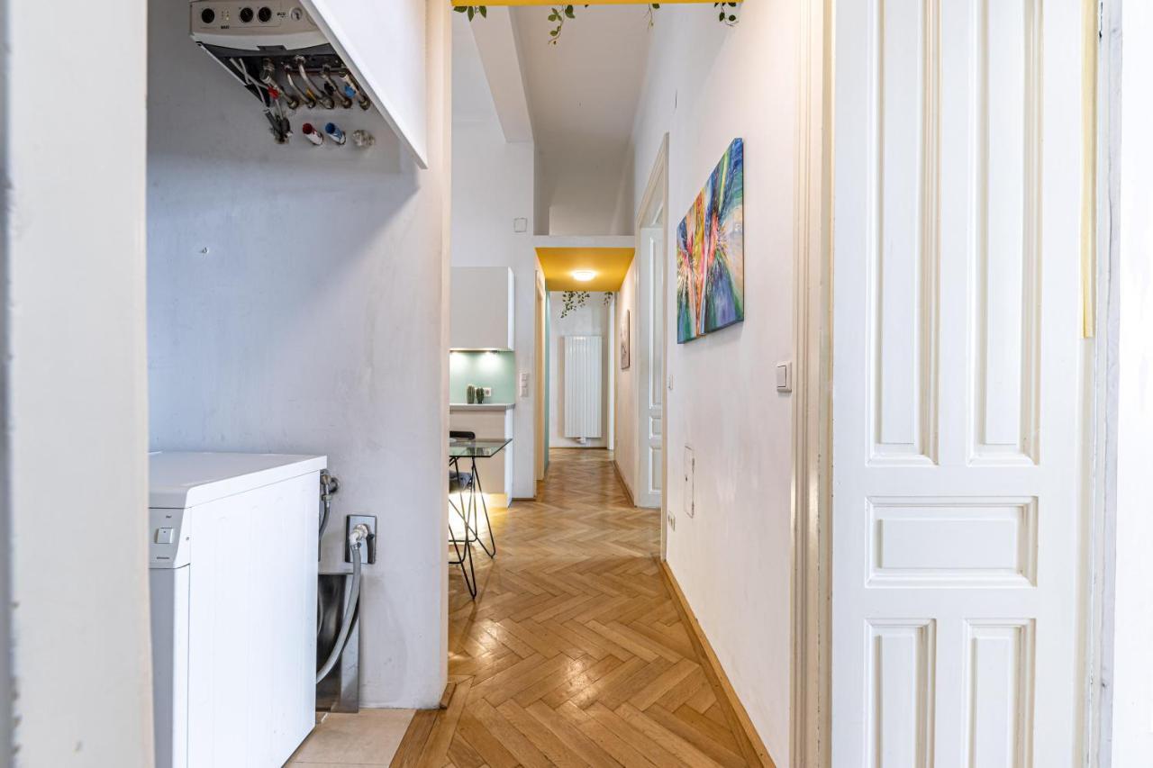 The Hub Vienna By Jr City Apartments Екстер'єр фото